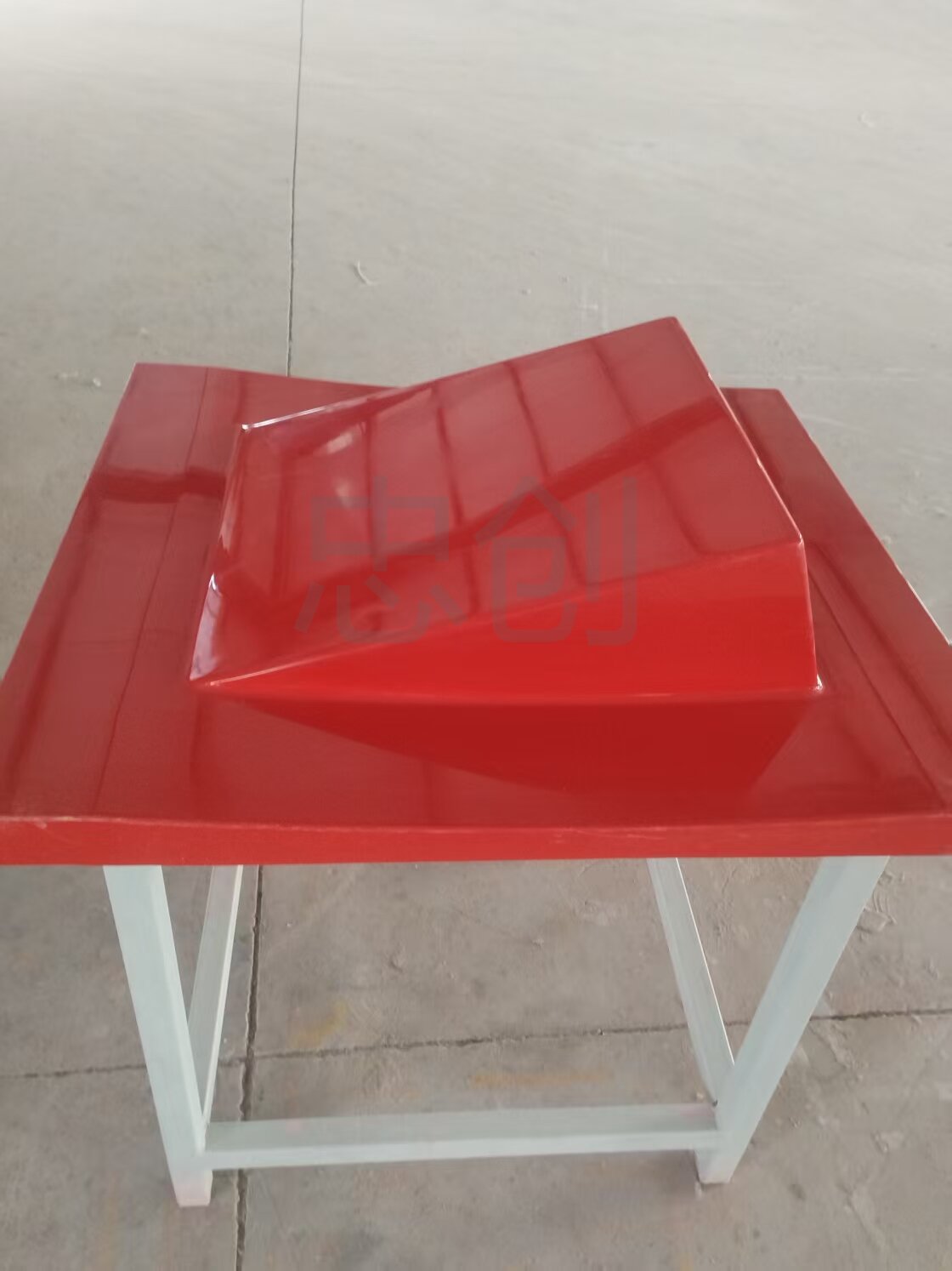 配重舱模具